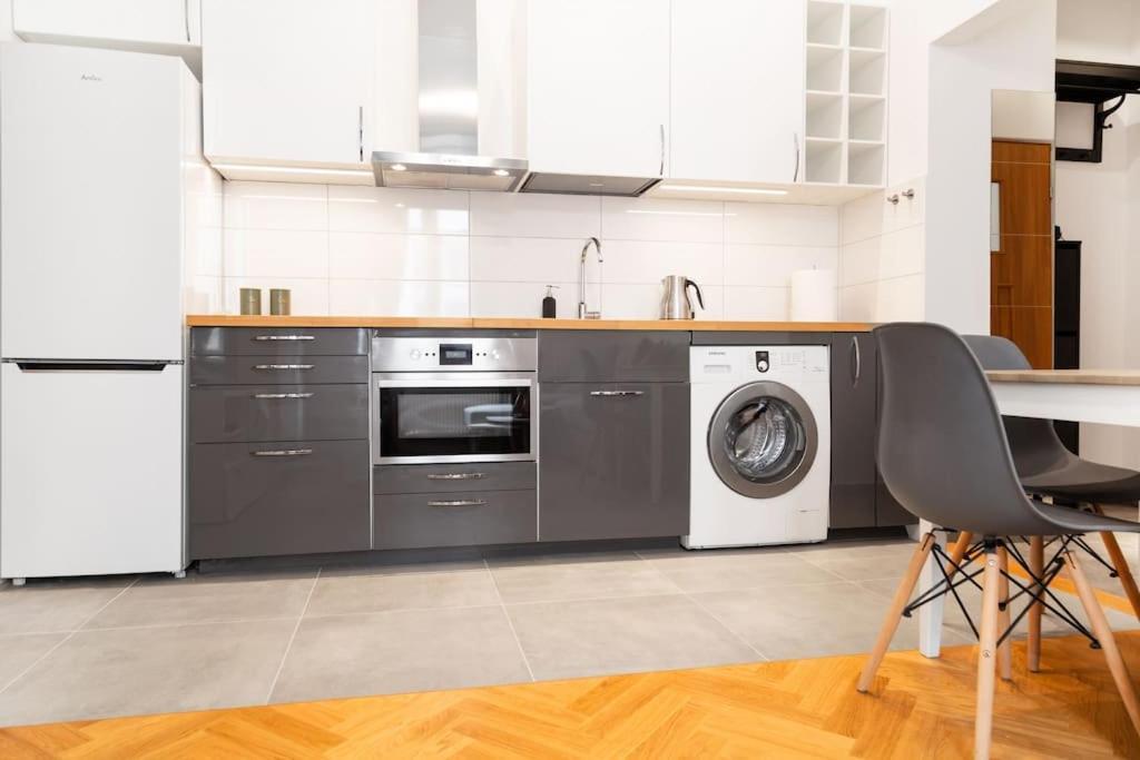 Househost Apt - Krowoderska 55 Cracovia Esterno foto